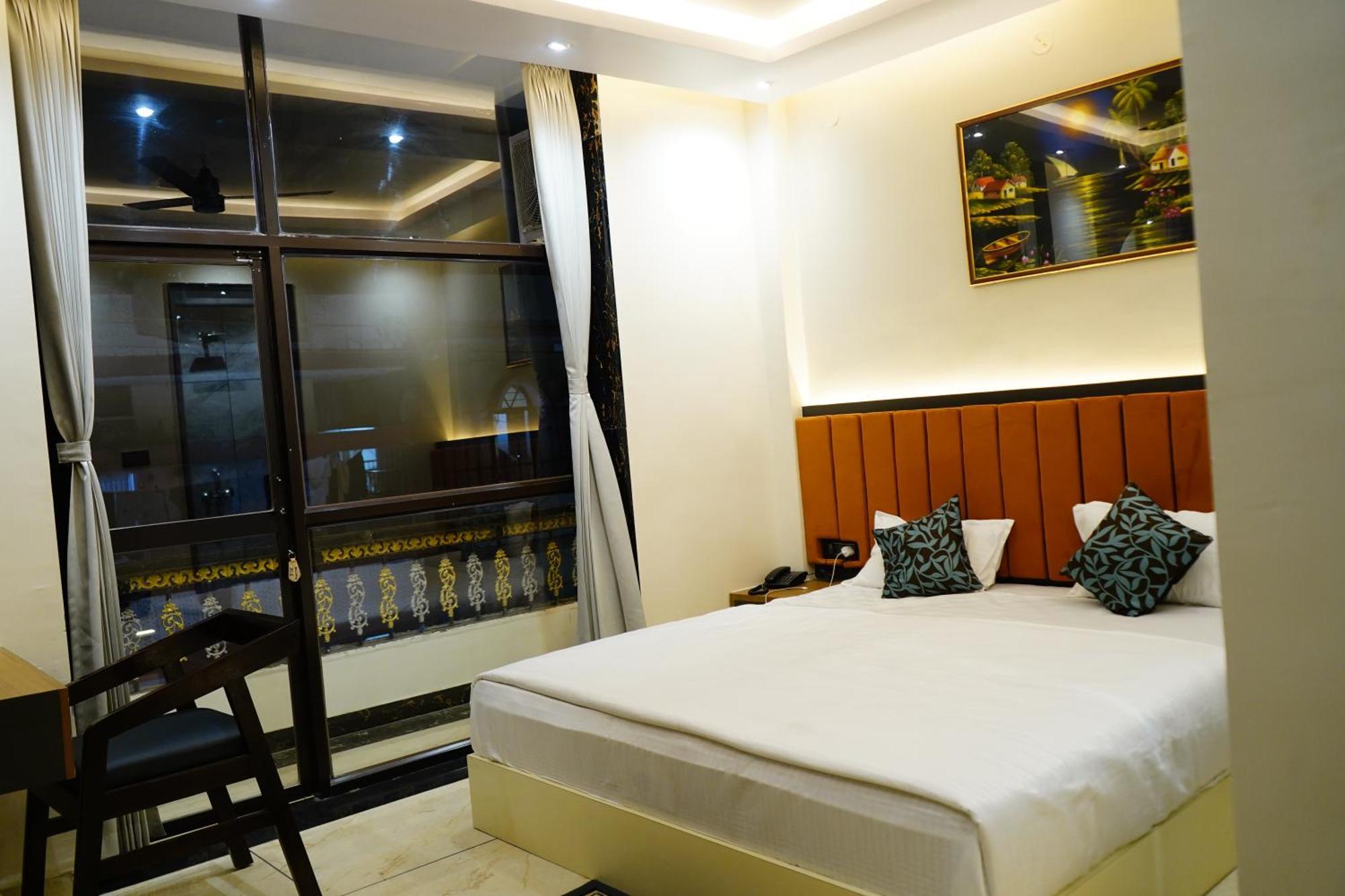 Hotel Shakuntla Palace - 400 Meters Away From Vishnu Pad Temple 7 Mins Walk Gaya Exterior foto
